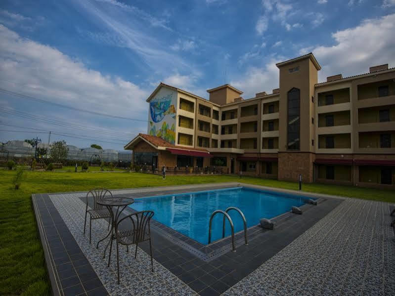 Famille Spa Resort Seogwipo Zewnętrze zdjęcie