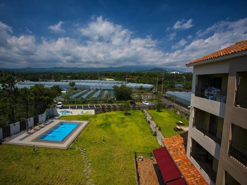 Famille Spa Resort Seogwipo Zewnętrze zdjęcie