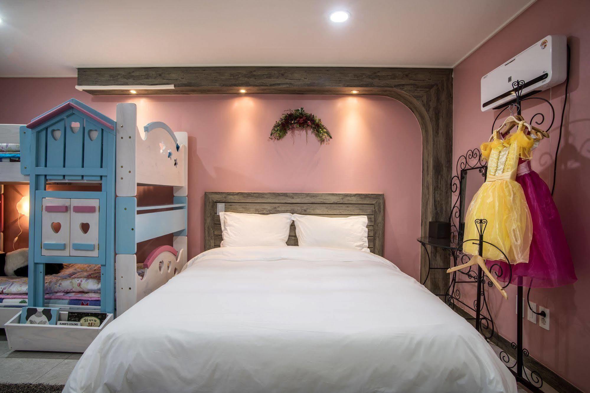 Famille Spa Resort Seogwipo Zewnętrze zdjęcie