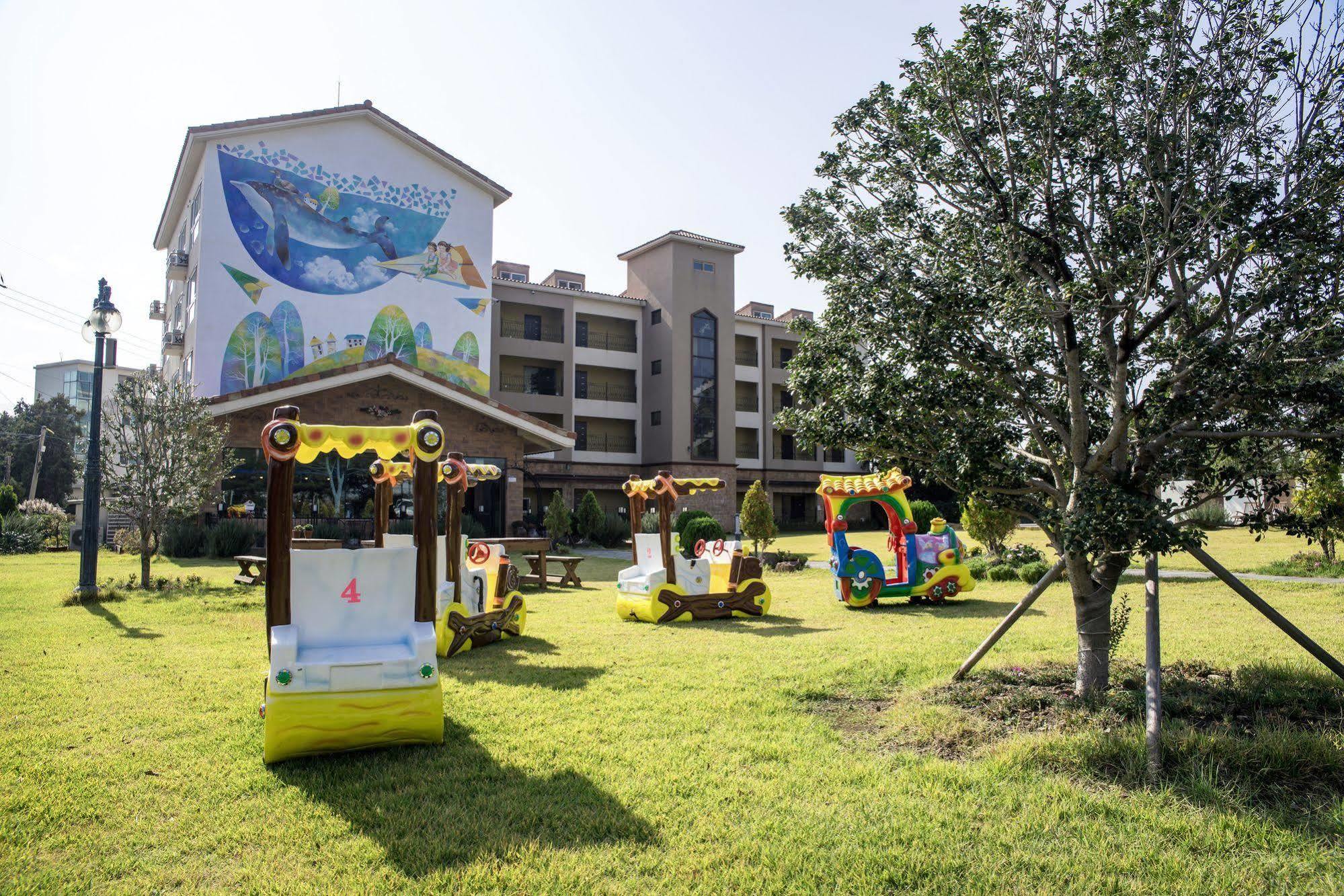 Famille Spa Resort Seogwipo Zewnętrze zdjęcie