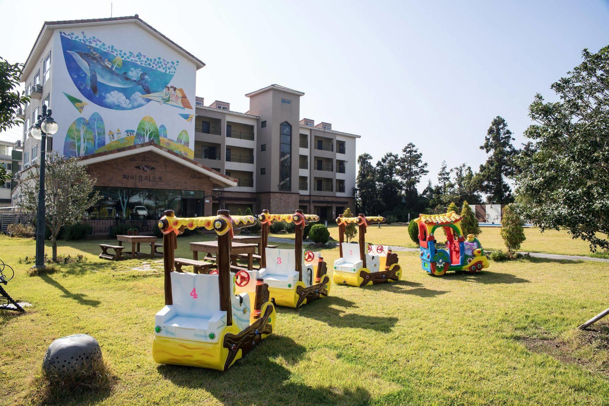 Famille Spa Resort Seogwipo Zewnętrze zdjęcie